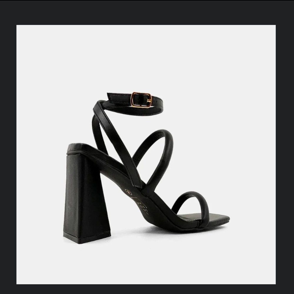 Evangeline Heel View 4